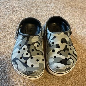 Crocs camo size c13